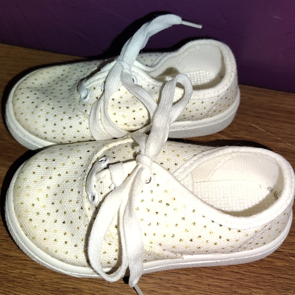 Baby Girl Sneakers Size 3 White with Gold Polkadots Made in USA - Picture 4 of 6